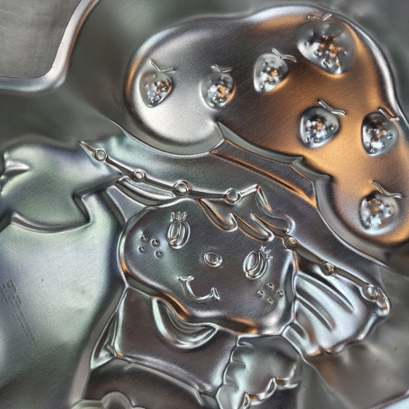 Wilton Strawberry Shortcake Cake PAN 502-3835 American Greetings 1983 - Picture 7 of 11